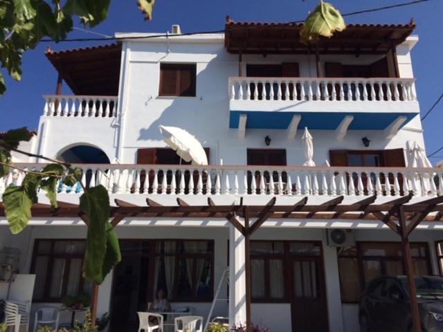 Apartment Bonatsa Andros Batsi (Andros)