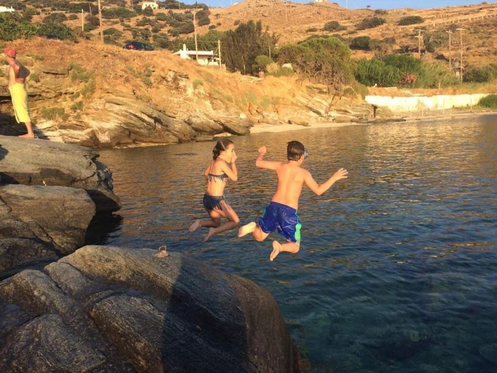 Bonatsa Andros Apartmán Batsíon